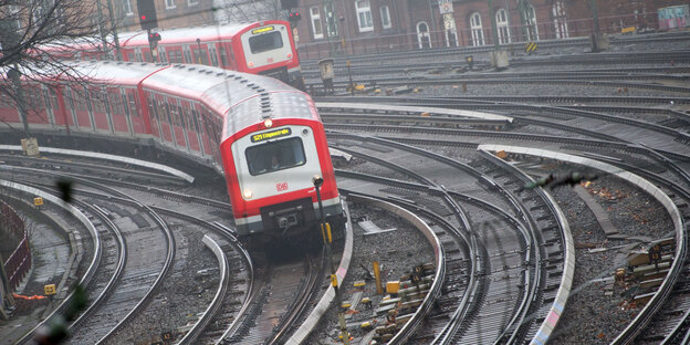 S-Bahn im Hamburg S-Bahn im Hamburg