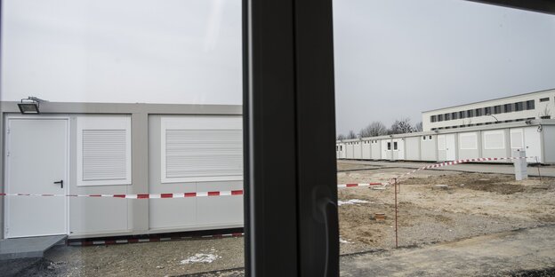 Container-unterkunft für Flüchtlinge Container-unterkunft für Flüchtlinge