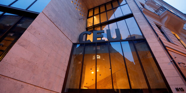 Das Gebäude der Central European University in Budapest Das Gebäude der Central European University in Budapest