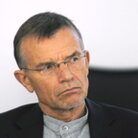 Klaus Hurrelmann Klaus Hurrelmann