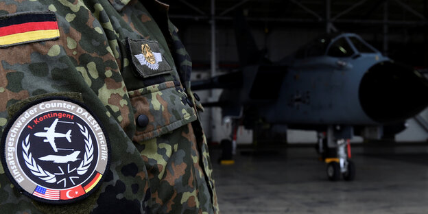 Soldat und Tornado Soldat und Tornado