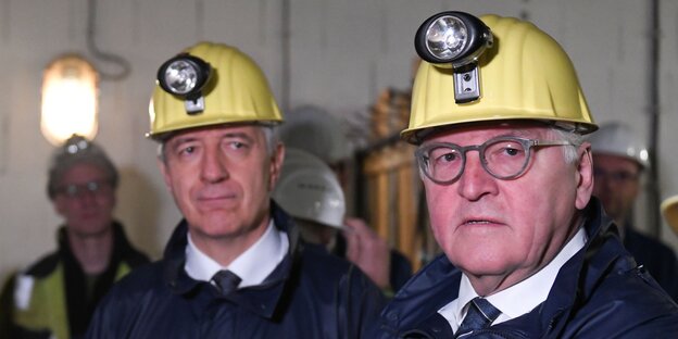 Sachsens Ministerpräsident Stanislaw Tillich und Bundespräsident Frank-Walter Steinmeier besuchen in Oberwiesenthal die Grube Niederschlag. Sachsens Ministerpräsident Stanislaw Tillich und Bundespräsident Frank-Walter Steinmeier besuchen in Oberwiesenthal die Grube Niederschlag.
