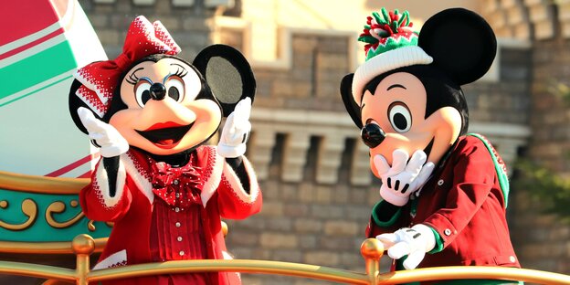 Minnie und Mickey Mouse im Disneyland Tokio Minnie und Mickey Mouse im Disneyland Tokio
