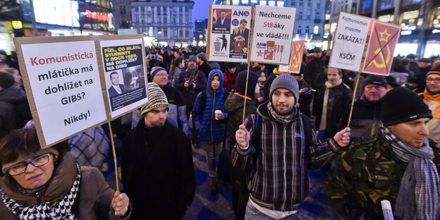 Demonstration gegen Tschechiens Regierung am Montag in Prag Demonstration gegen Tschechiens Regierung am Montag in Prag