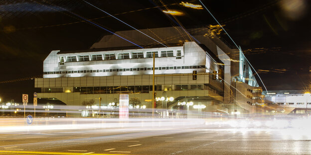 Ehemaliges Messezentrum bei Nacht Ehemaliges Messezentrum bei Nacht