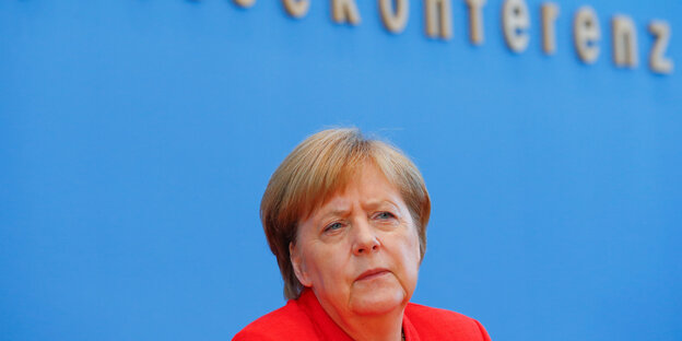 Kanzlerin Merkel bei der traditionellen Sommerpressekonferenz Kanzlerin Merkel bei der traditionellen Sommerpressekonferenz