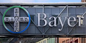 Das Logo des Bayer-Konzerns