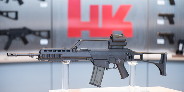 Ein G36-Gewehr von Heckler&Koch ist ausgestellt Ein G36-Gewehr von Heckler&Koch ist ausgestellt