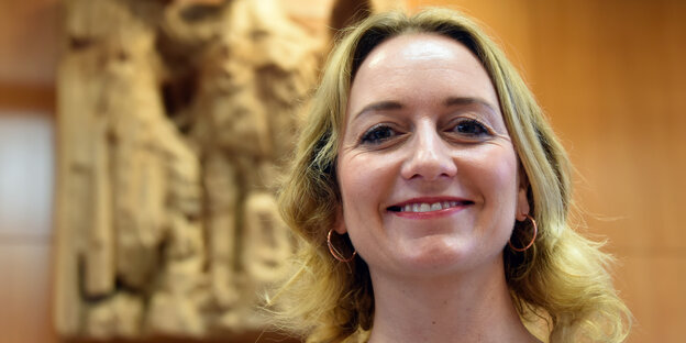 Linke-Politikerin Caren Lay im Porträt Linke-Politikerin Caren Lay im Porträt
