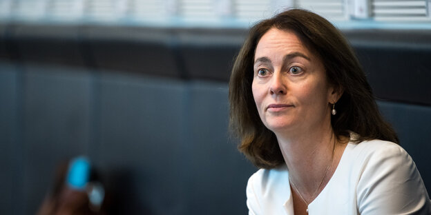 Bundesjustizministerin Katarina Barley guckt schockiert Bundesjustizministerin Katarina Barley guckt schockiert