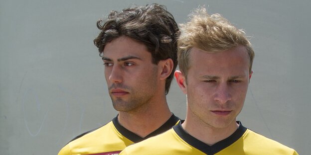 Leon Saldo und Mario Lüthi gespielt von Aaron Altaras und Max Hubacher Leon Saldo und Mario Lüthi gespielt von Aaron Altaras und Max Hubacher