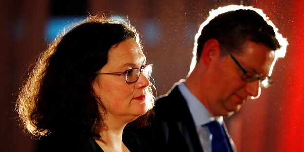 Andrea Nahles und Thorsten Schäfer bei einer Wahlkampfkampagne in Hessen Andrea Nahles und Thorsten Schäfer bei einer Wahlkampfkampagne in Hessen