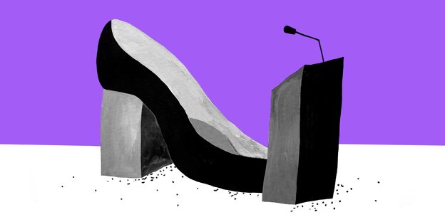 Eine Illustration: Ein überdimensinierter Schuh mit Absatz steht vor einem Rednerpult Eine Illustration: Ein überdimensinierter Schuh mit Absatz steht vor einem Rednerpult