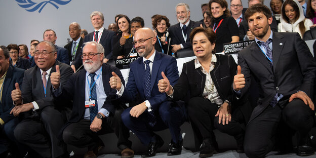 Teilnehmerinnen und Teilnehmer der Klimakonferenz Teilnehmerinnen und Teilnehmer der Klimakonferenz