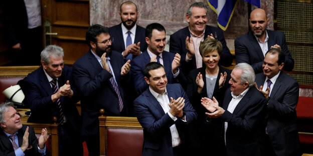 Der griechische Premier Tsipras im Parlament Der griechische Premier Tsipras im Parlament