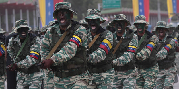 Militärparade in Caracas Militärparade in Caracas