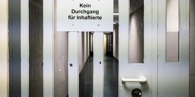 Gittertür in JVA Plötzensee Gittertür in JVA Plötzensee