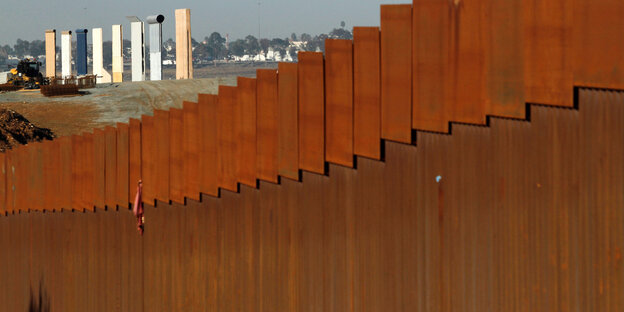 Ein Grenzzaun in Tijuana Ein Grenzzaun in Tijuana