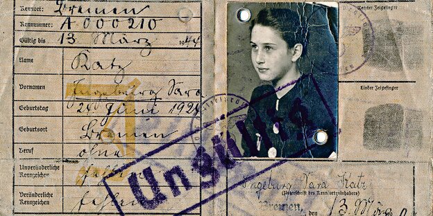 Der Ausweis der dreizehnjährigen Inge Katz aus Bremen Der Ausweis der dreizehnjährigen Inge Katz aus Bremen