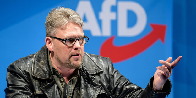 Guido Reil, Europakandidat der AfD, spricht beim Politischen Aschermittwoch der AfD