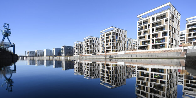 Neubauten am Wasser Neubauten am Wasser