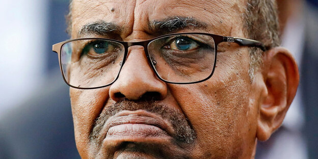 Porträt des Expräsidents Omar al-Bashir Porträt des Expräsidents Omar al-Bashir