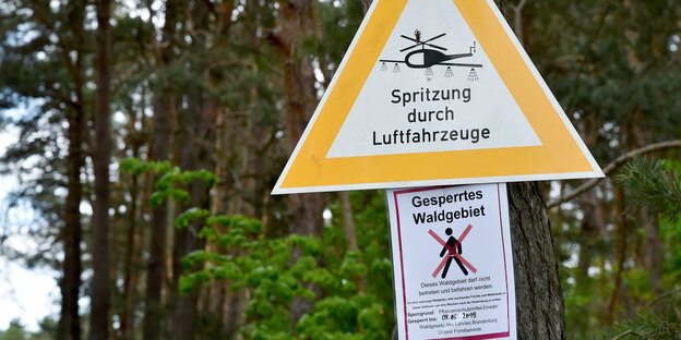 Warnschild zum Insektizideinsatz Warnschild zum Insektizideinsatz