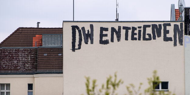 Enteignen als Wandschrift Enteignen als Wandschrift