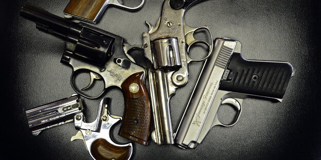 Schusswaffen Schusswaffen
