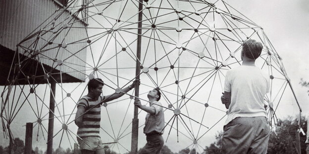 Buckminster Fullers Klasse am Black Mountain College Buckminster Fullers Klasse am Black Mountain College