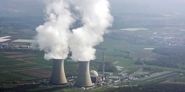 Ein Atomkraftwerk in Bayern Ein Atomkraftwerk in Bayern