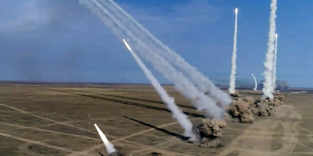 Raketenabschuß bei einer Militärübung.