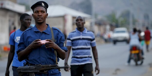 Polizist in Bujumbura Polizist in Bujumbura