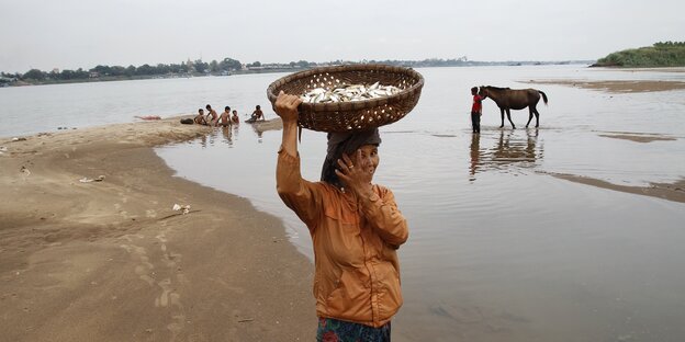 Fischfang am Mekong in Laos Fischfang am Mekong in Laos
