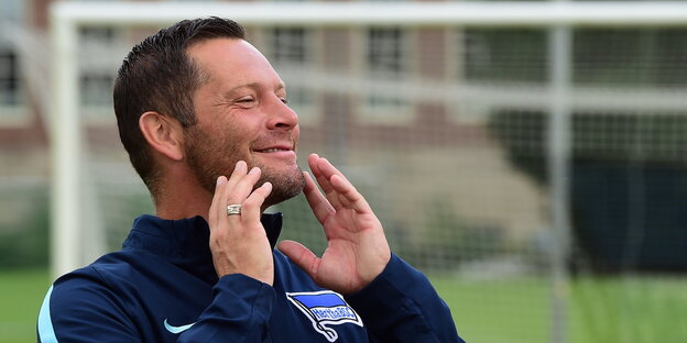 grinsender Pal Dardai grinsender Pal Dardai