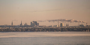 Skyline von Tallin im Winter