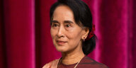 Portrait von Aung San Suu Kyi.
