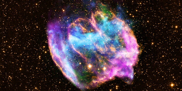 Aufnahme einer deformierten Supernova. Aufnahme einer deformierten Supernova.
