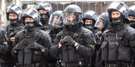 Bundespolizisten in Kampfmontur