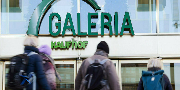 Het logo van Galeria Kaufhof is versierd met een enkele Gebäudewand