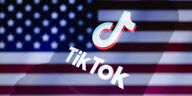 US-Fahne und Tiktok-Logo ineinander überblendet