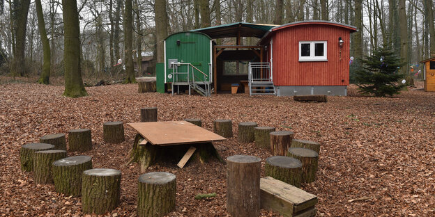 Hütten im Wald Hütten im Wald