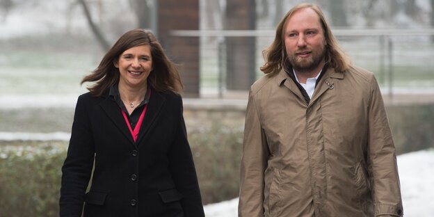 Die beiden Fraktionsvorsitzenden von Bündnis 90/Die Grünen, Katrin Göring-Eckardt und Anton Hofreiter Die beiden Fraktionsvorsitzenden von Bündnis 90/Die Grünen, Katrin Göring-Eckardt und Anton Hofreiter